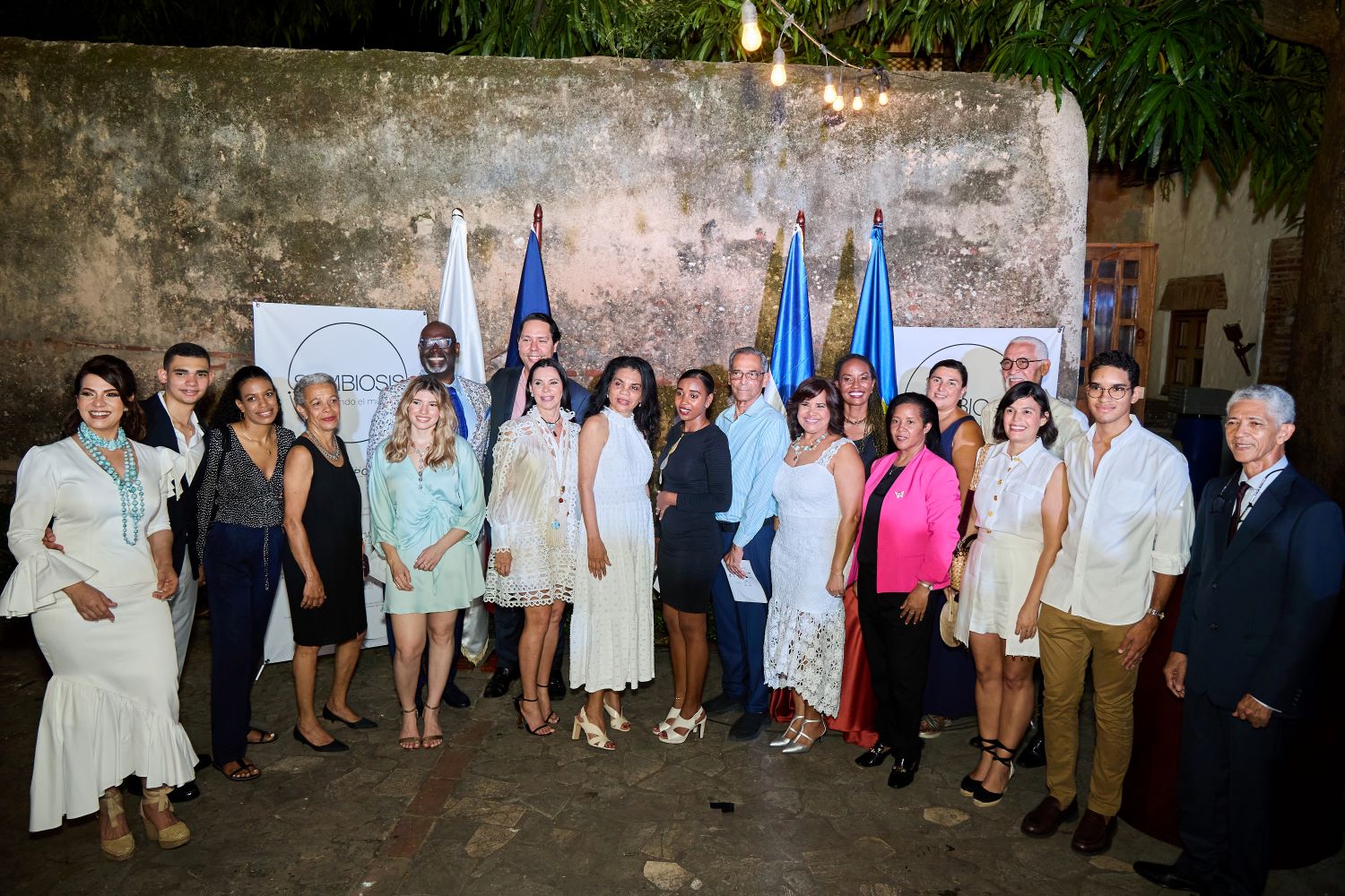 Crafting Connections : L’exposition “Symbiosis” célèbre l’art dominicain et haïtien