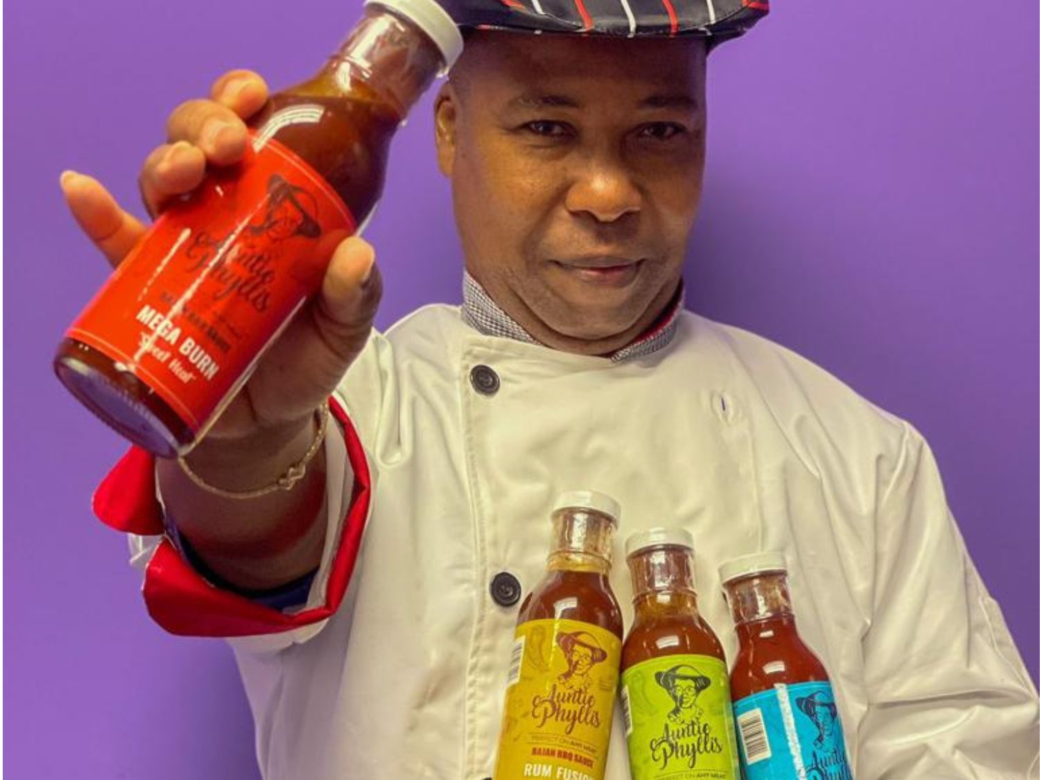 Sauce barbecue Bajan de Tante Phyllis : Apporter les saveurs de la Barbade au marché régional par le biais du commerce électronique